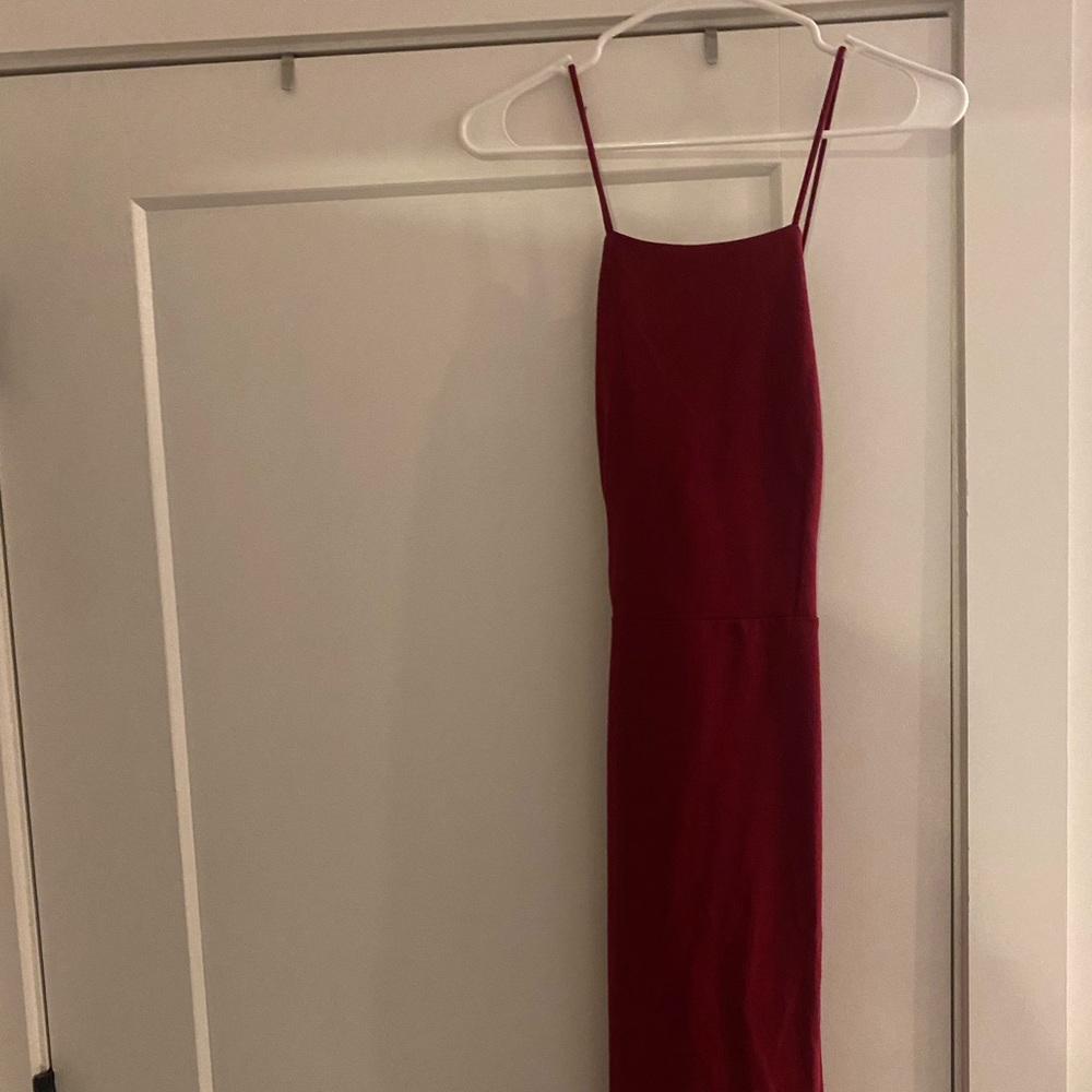 Scalloped maroon midi dress- never worn